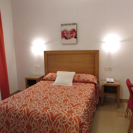 Hotel Goartin مالقة المظهر الخارجي الصورة