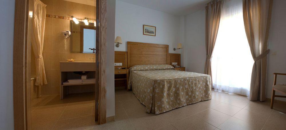 Hotel Goartin مالقة المظهر الخارجي الصورة