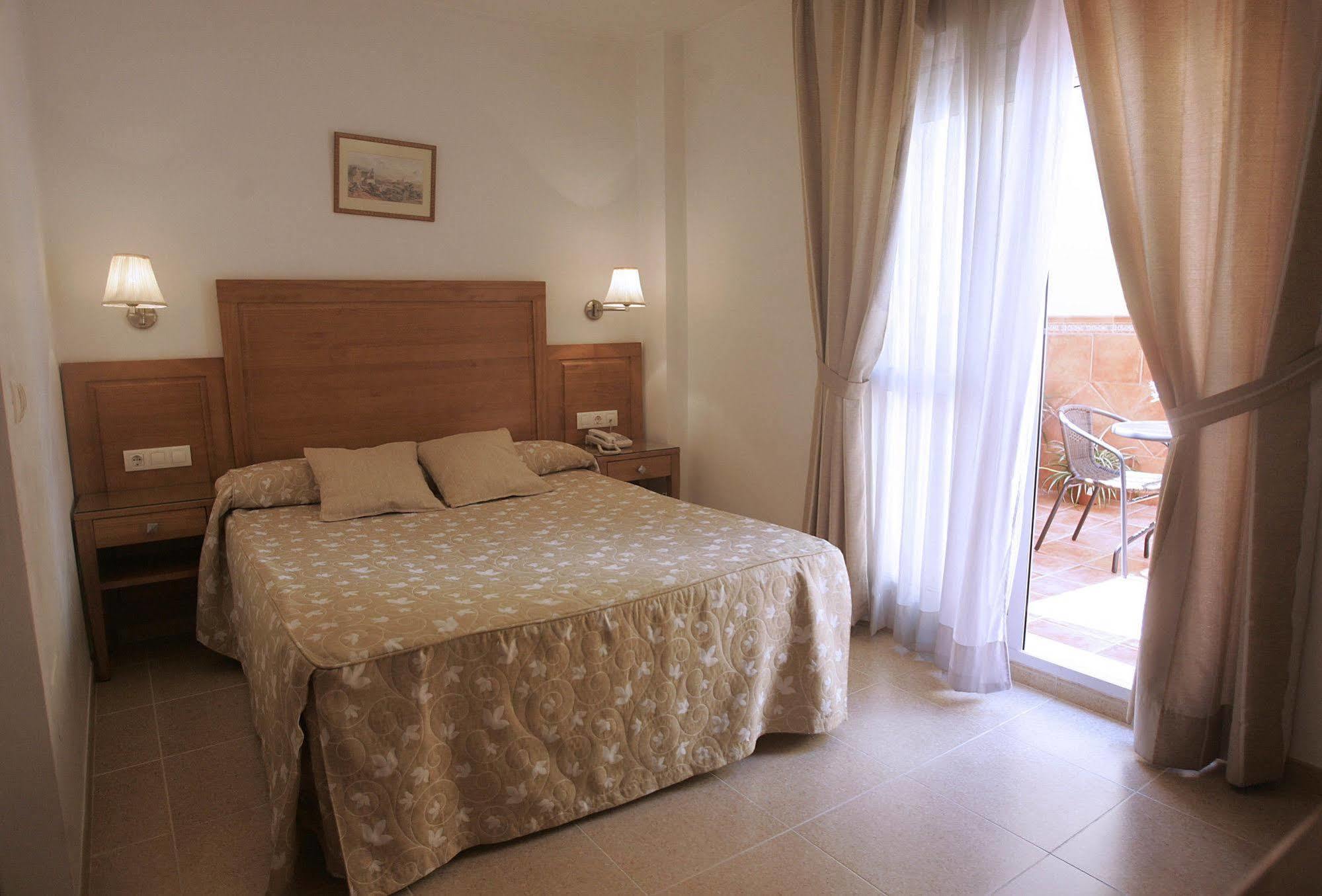 Hotel Goartin مالقة المظهر الخارجي الصورة