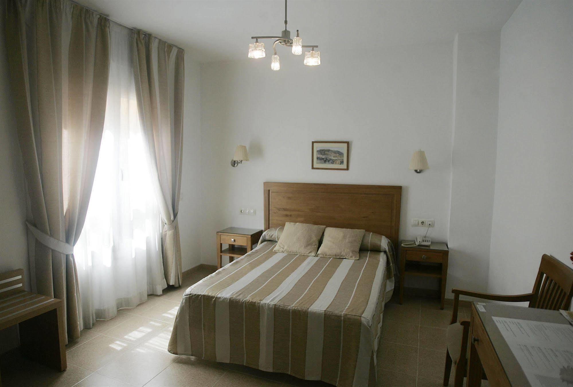 Hotel Goartin مالقة المظهر الخارجي الصورة