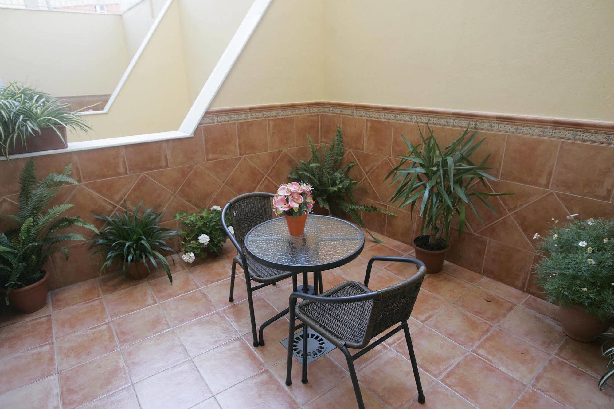 Hotel Goartin مالقة المظهر الخارجي الصورة