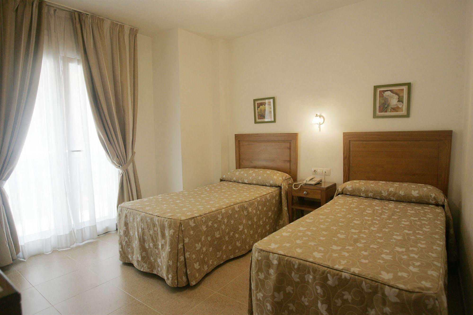 Hotel Goartin مالقة المظهر الخارجي الصورة