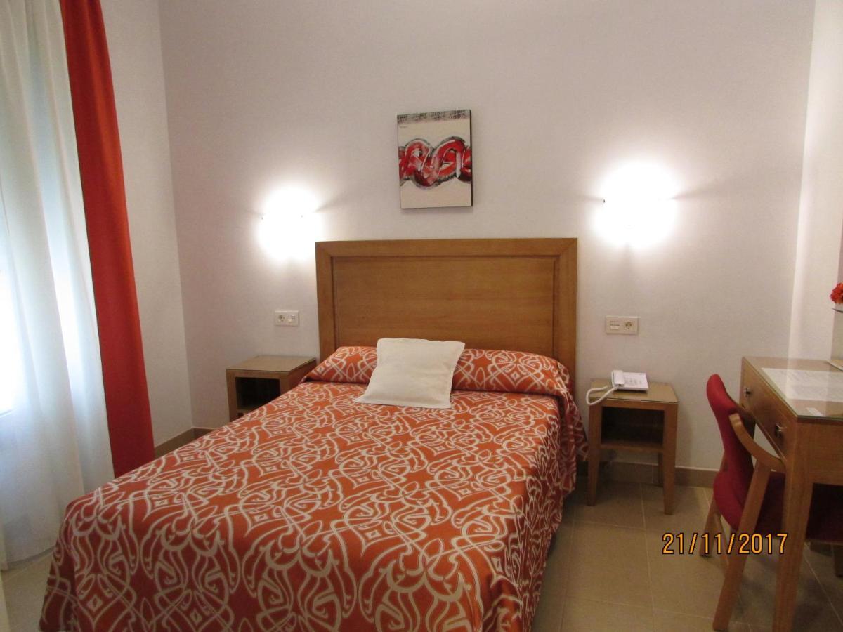 Hotel Goartin مالقة المظهر الخارجي الصورة